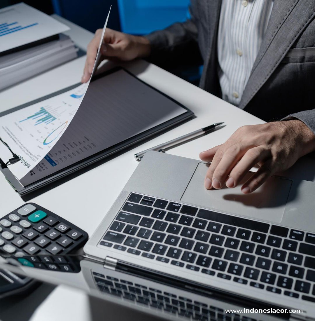 Payroll compliance in Indonesia including PPh 21 tax calculation, BPJS contributions, and financial reporting